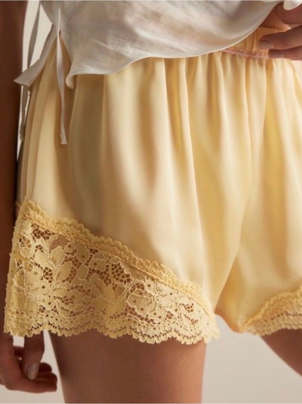 Free People Meet Me In The Middle Shorts SZ L